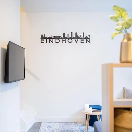 Heavenly Two-bedroom Эйндховен